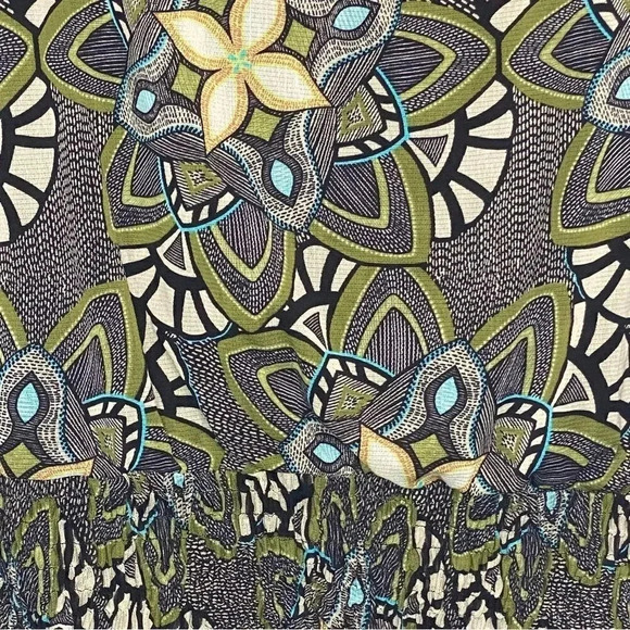 Croft & Barrow 1X Top Shirt Black Floral Scalloped Round Neck Short Sleeve P16 - Picture 2 of 7